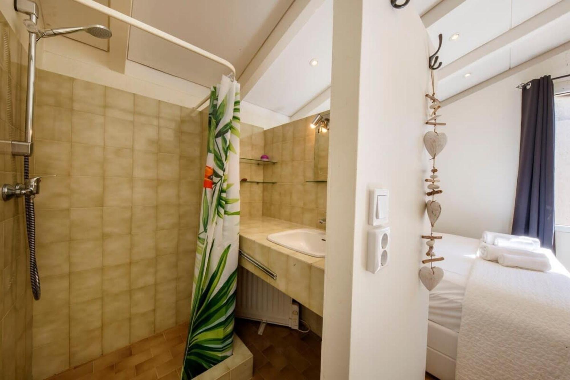 06V - Beautiful Villa With Spa Pool And Tennis ビオ エクステリア 写真