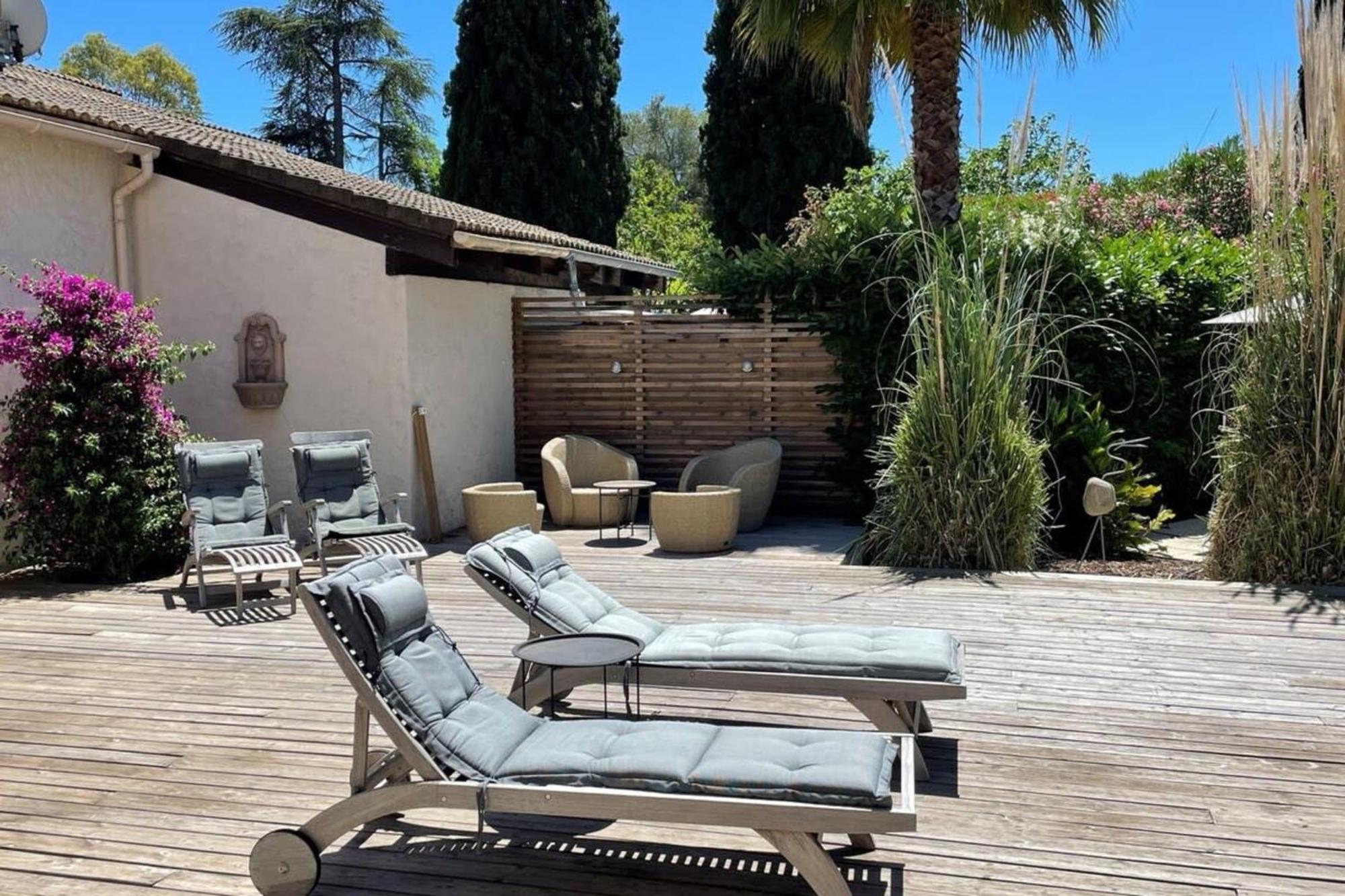 06V - Beautiful Villa With Spa Pool And Tennis ビオ エクステリア 写真